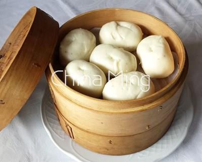 Lai Won Pao (Pan relleno de crema) - Imagen 1